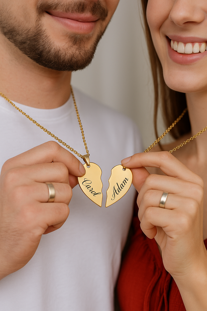 "Un Solo Lazo" Collar corazón partido personalizado + box de regalo