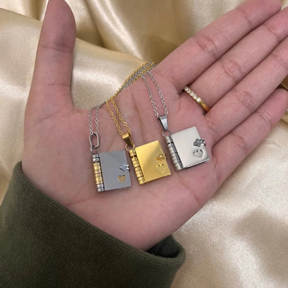 “Historia de Amor” Collar personalizado + box de regalo