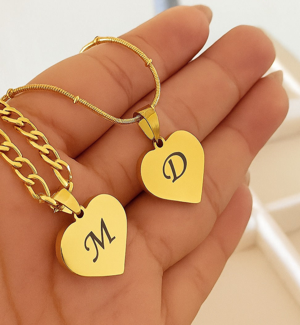 "Siempre en mi corazon" Collar Personalizado + Box de regalo