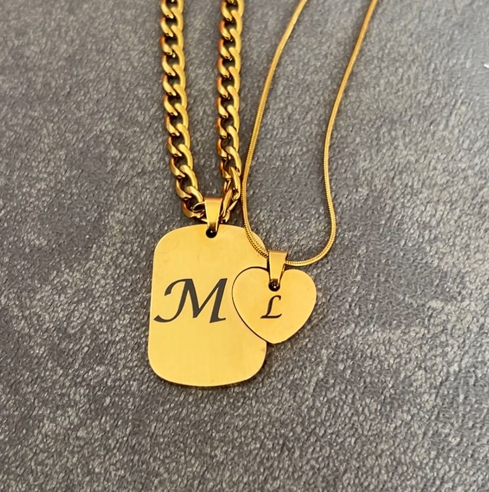 "Un Solo Lazo" Collar corazón partido personalizado + box de regalo