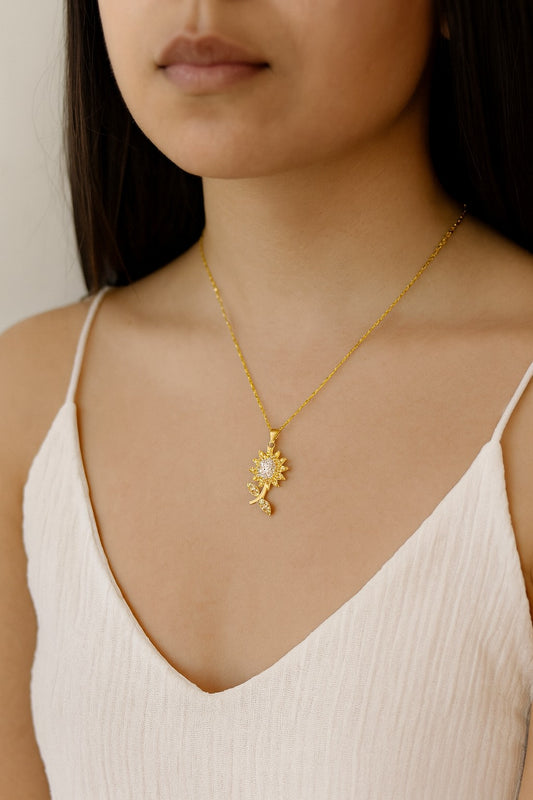 “Girasol del Recuerdo” Collar Girasol + Box de flores amarillas