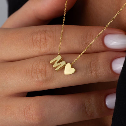 "Love Tag" Collar con Inicial + Box de Regalo